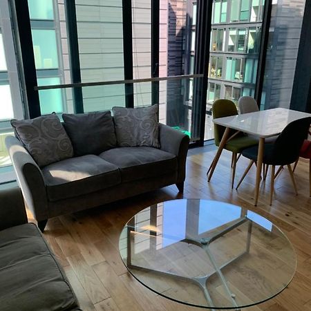 Quartermile 1 Bedroom Apartment - With Free Parking Included Единбург Екстер'єр фото