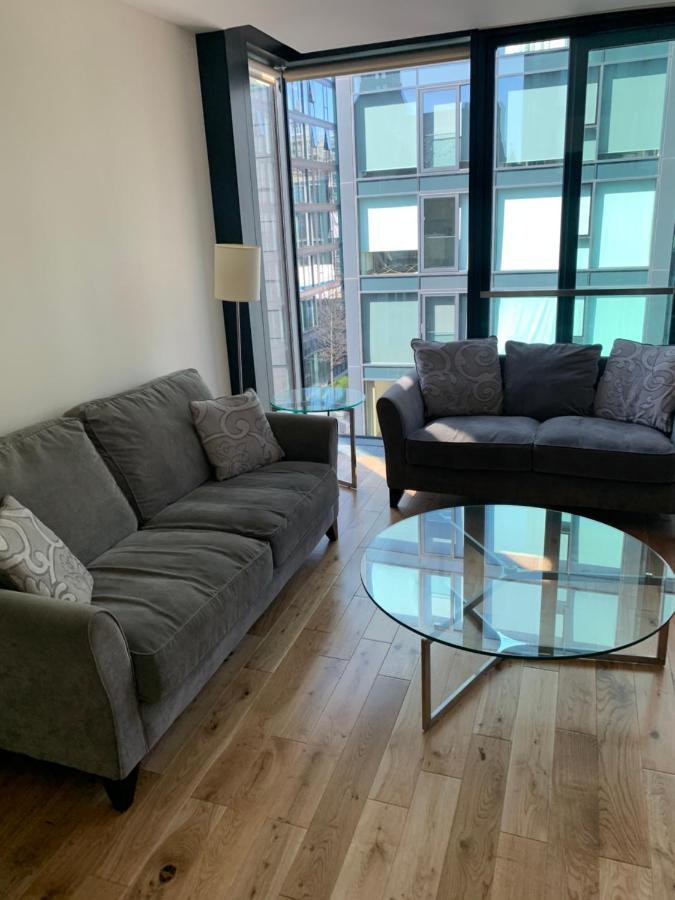 Quartermile 1 Bedroom Apartment - With Free Parking Included Единбург Екстер'єр фото