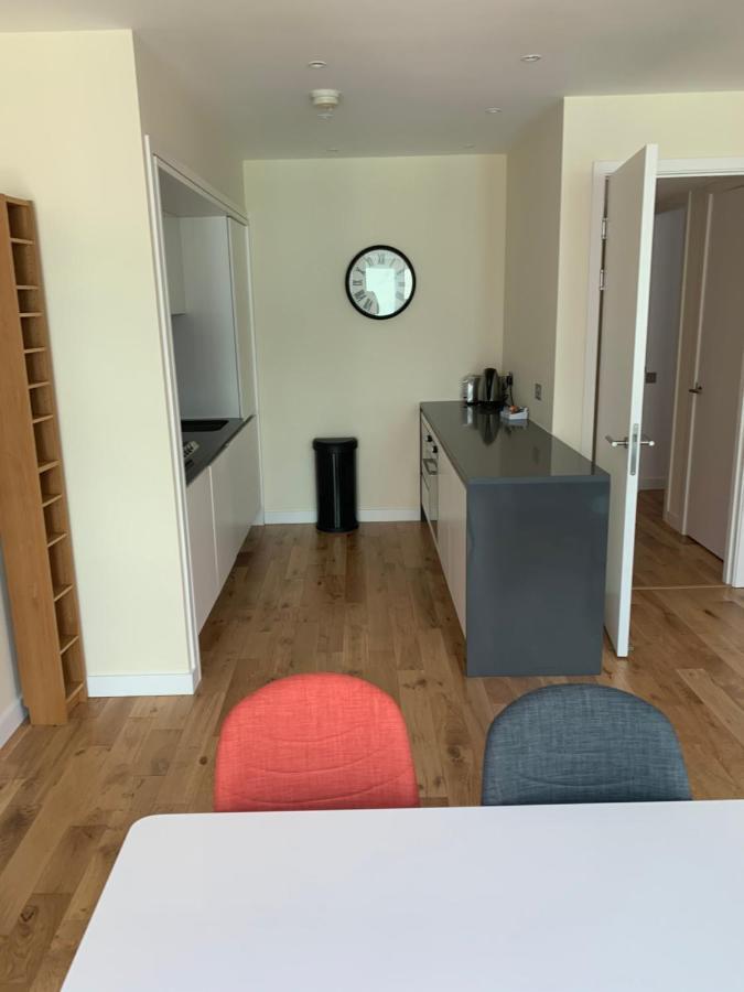 Quartermile 1 Bedroom Apartment - With Free Parking Included Единбург Екстер'єр фото